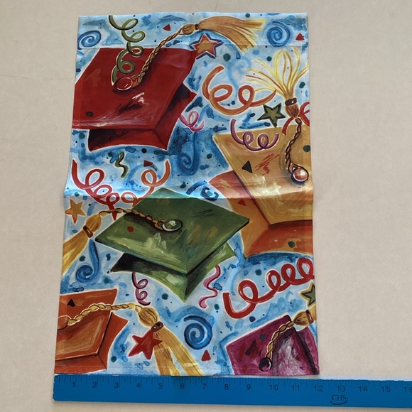 Garden Flag - Graduation - Picture 2 of 4